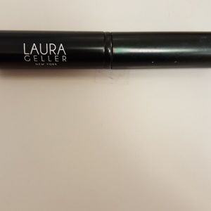 Retractable Powder Brush